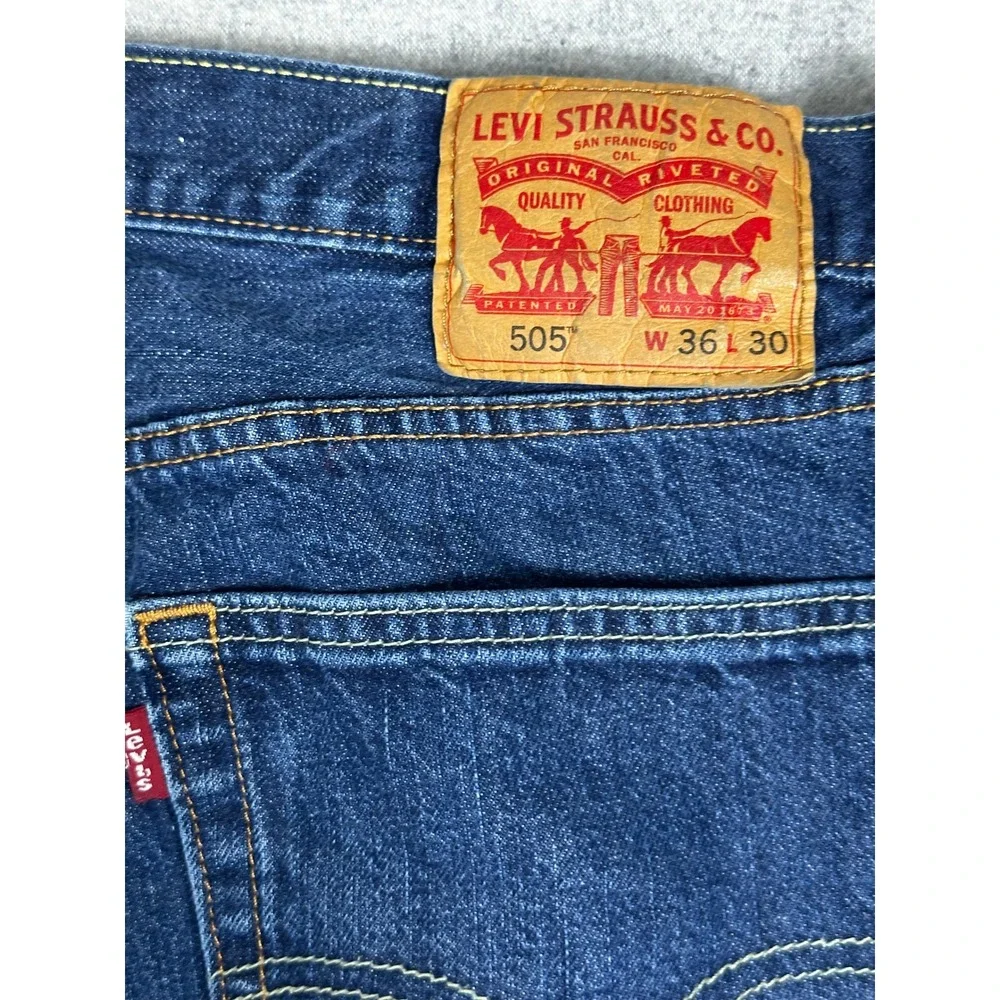 Levis 505 Jeans Mens 36x30 Dark Wash Straight Leg Denim